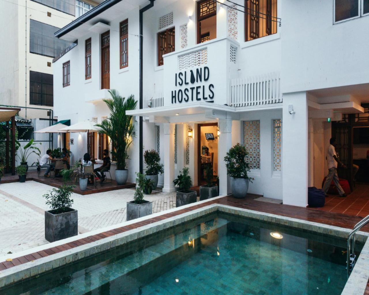 Island Hostels Коломбо Екстериор снимка